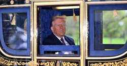 Royal Family LIVE: Donald Trump&#039;s carriage ride mocked as &#039;embarrassing&#039;