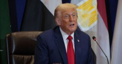Donald Trump humiliated as gaffe leaves &#039;entire world laughing&#039;