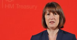 Rachel Reeves says UK needs &#039;ambitious&#039; youth migration deal with EU