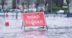 UK weather maps turn purple and red as rain storm and 60mph wind gust to hit country