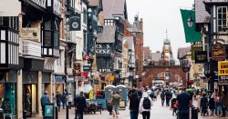 Major fashion brand goes bust after shutting 35 stores