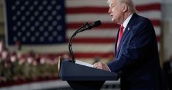 Trump dealt humiliating swipe by Macron hours after Greenland takeover update