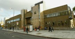 London court evacuated as power cut ‘releases cell doors’ - 'This is not a drill'