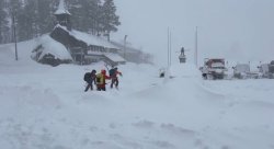 Tragedy as eight skiers found <b class='text-danger'>dea</b>d after horror avalanche in California - 1 still missing