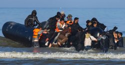 POLL: Should France let British boats turn back migrants crossing the Channel?