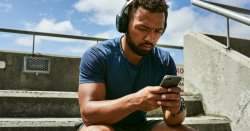Spotify down latest as users &#039;struggle to play music&#039; on popular app