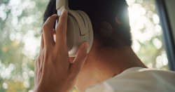 Spotify statement as thousands report &#039;the music has stopped&#039; as app goes down