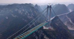 The world&#039;s tallest bridge will cut travel time from two hours to one minute