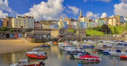 UK&#039;s &#039;best&#039; seaside town sees house prices plunge as owners rush to sell