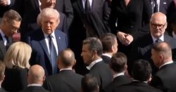 &#039;Did you see that?&#039; Melania Trump &#039;exasperated&#039; over awkward Macron &#039;snub&#039; moment