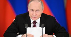 Ukraine LIVE: Putin to defy Macron, Starmer and Trump as US issues red alert for attack
