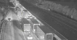 M1 traffic LIVE: Chaos on busy UK motorway as police incident shuts road
