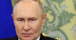 Putin health fears explode with rumours Russian president &#039;soiled himself&#039;