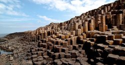 Chaos in Ireland as tourists spark massive row over common issue at Giant&#039;s Causeway