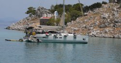 The Greek island just as pretty as Santorini where most British tourists don&#039;t go