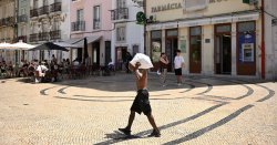 Spain holiday warning to tourists between 11am to 3pm