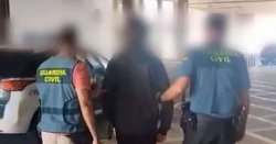 British man arrested in Lanzarote Airport after workers smell suitcase&#039;s strong odour
