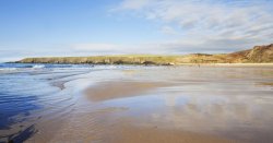 &#039;Rare and special&#039; UK beach with singing sands bordering crystal clear water