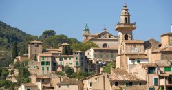 Majorca chaos as town brought to standstill by ‘cheap tourists who only want sandwiches&#039;