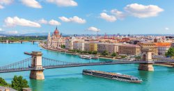 The enormous river that cuts through 10 countries and is in Europe