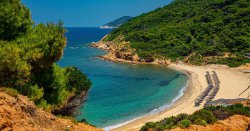 &#039;Perfect&#039; little Greek island that is 25C in September &#039;has it all&#039;