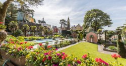 The incredible little &#039;fairytale&#039; UK village that looks exactly like an Italian town