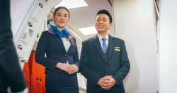 &#039;I&#039;m a flight attendant and you should always bring eight things with you on plane&#039;