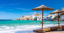 Greece holiday warning as tourists hit with £864 fine for common beach activity