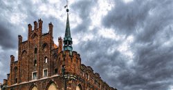7 creepy <b class='text-danger'>castle</b>s said to be the UK&#039;s &#039;most haunted places&#039;