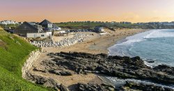 &#039;Gorgeous&#039; sandy beach loved by locals is &#039;best sunset spot in Cornwall&#039;