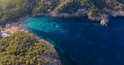 One of Europe&#039;s least-crowded beaches is 20C in April and on well-known island