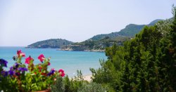 Hidden gem Greek island with beautiful beaches and glittering seas has new UK flight route