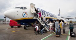 Ryanair passenger swerves hand luggage fee with sneaky method