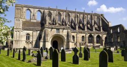 The stunning English abbey that was once home to a &#039;gangster&#039; killer monk